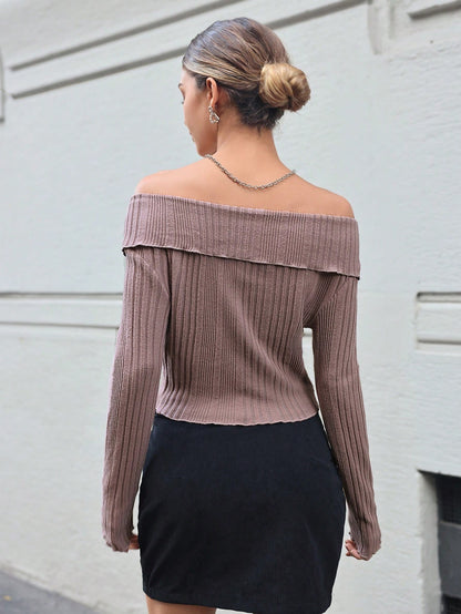 Off-Shoulder Zipper Front Rib-Knit Long Sleeve T-Shirt | Slim Fit Casual Elegant Top