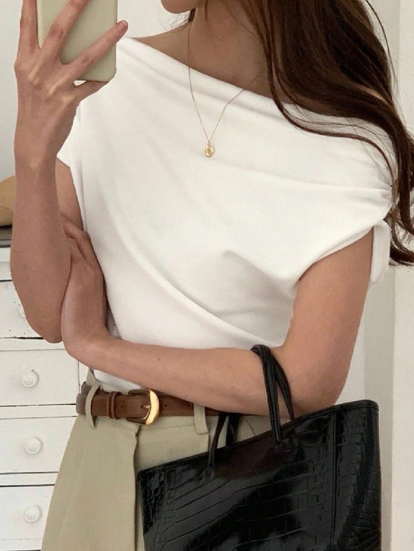 Off-Shoulder Batwing Sleeve Tee