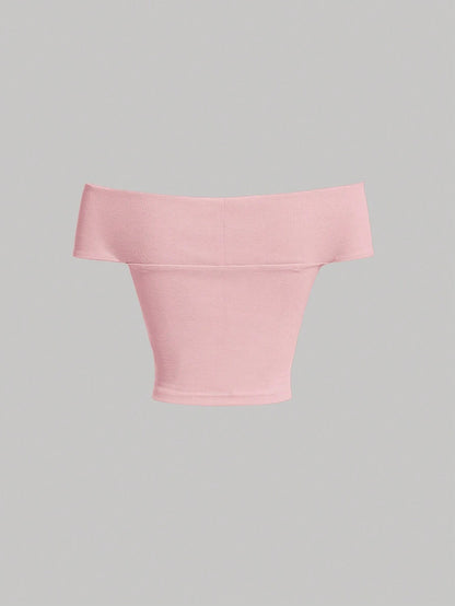 Off-Shoulder Twist Knot Crop