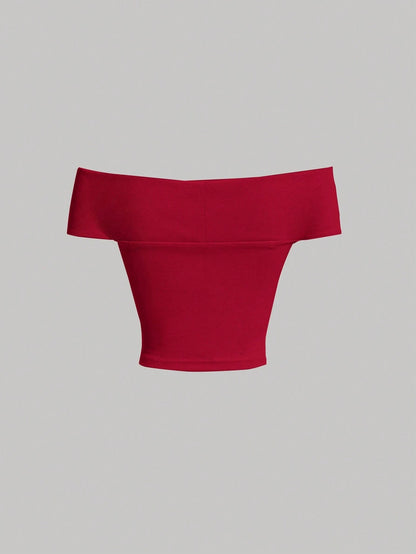 Off-Shoulder Twist Knot Crop