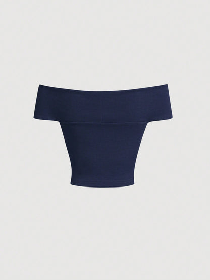 Off-Shoulder Twist Knot Crop