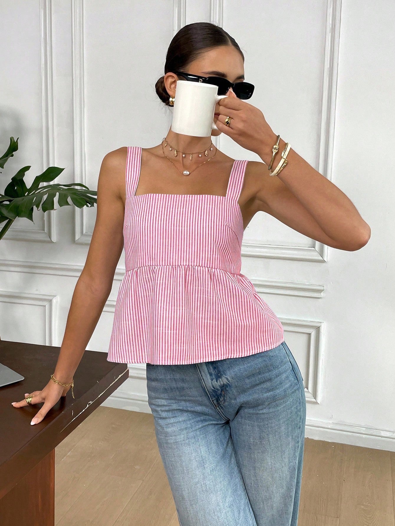 Floral Backless Tie-Up Cami