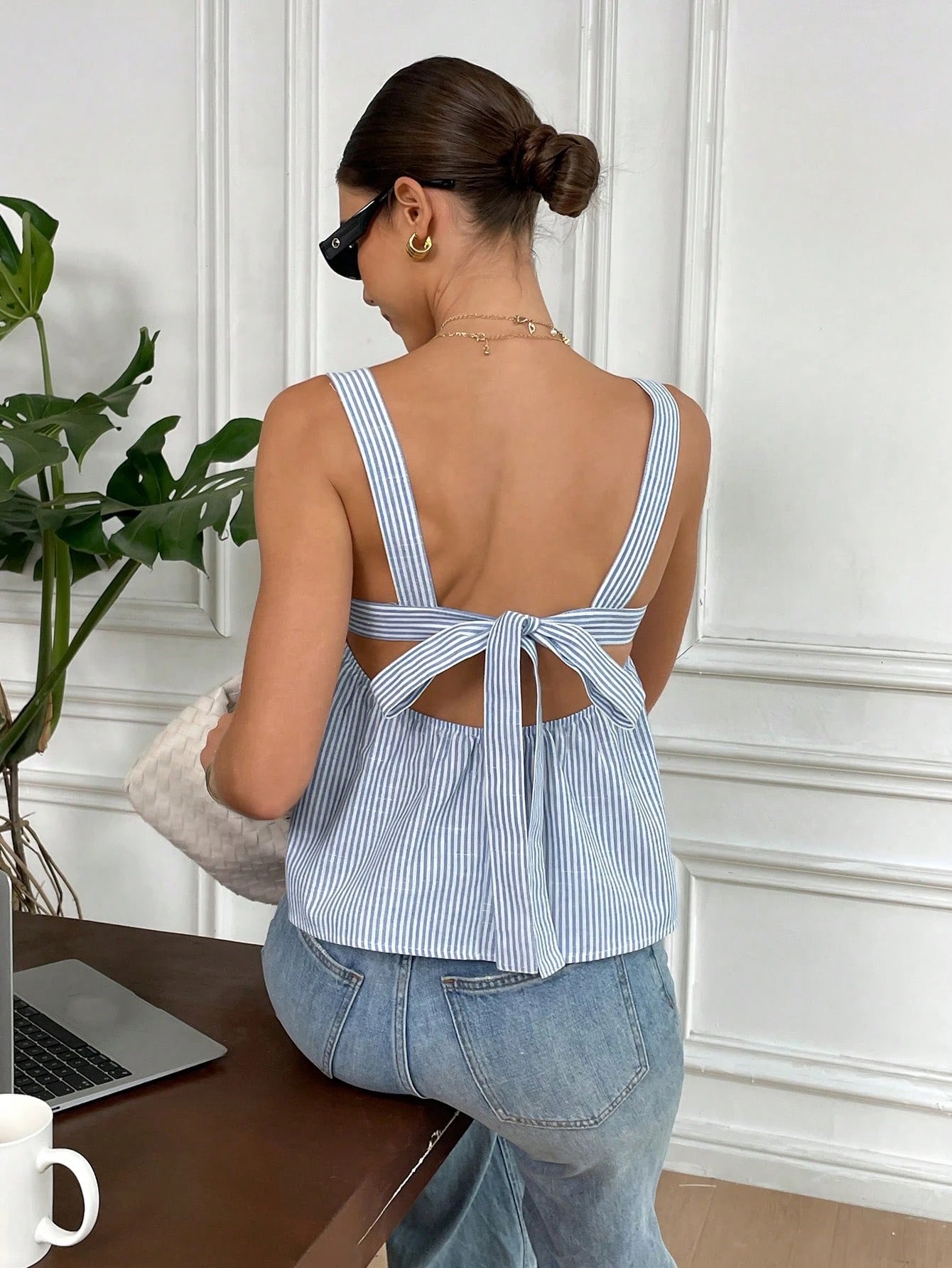 Floral Backless Tie-Up Cami