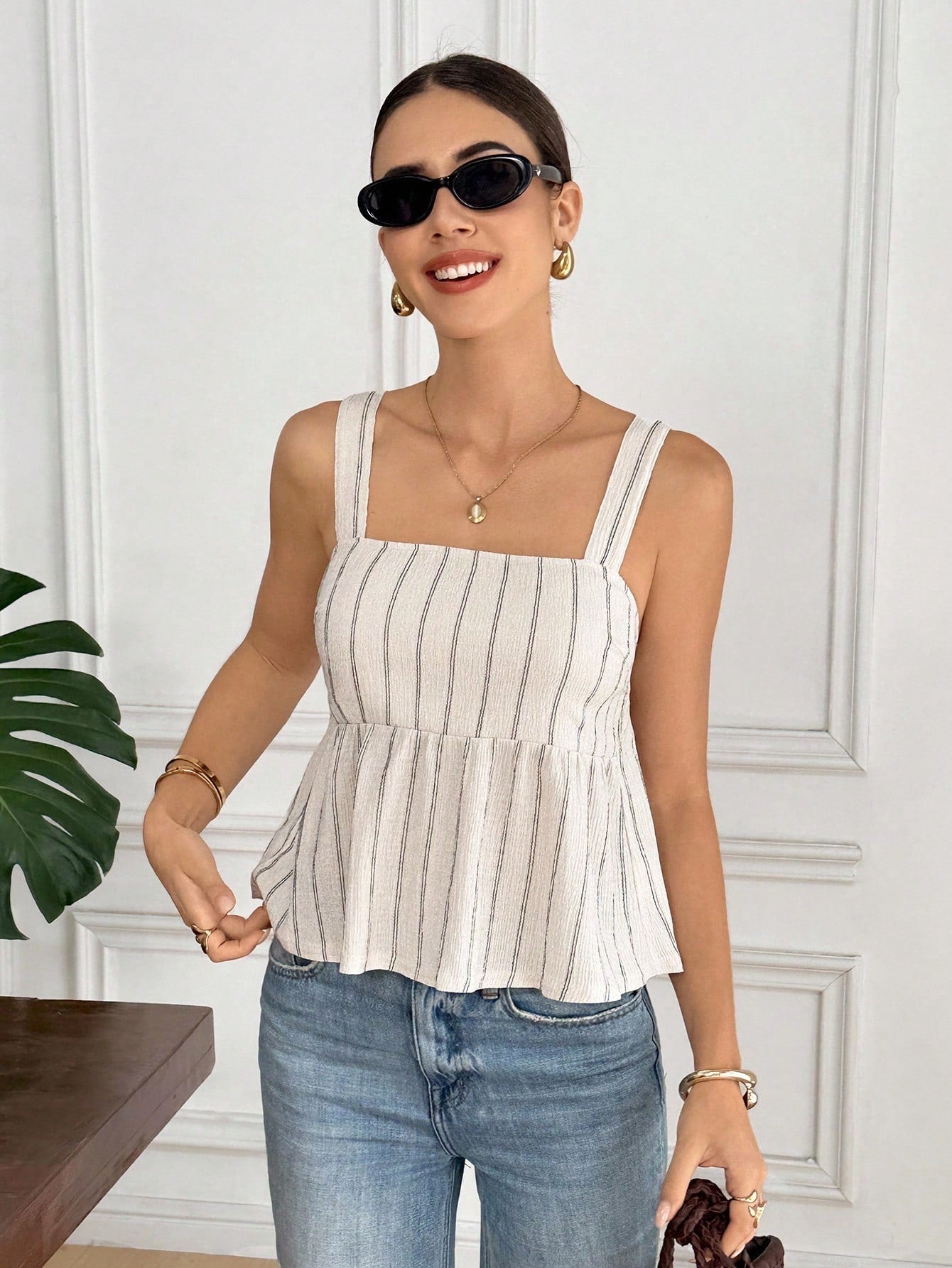 Floral Backless Tie-Up Cami