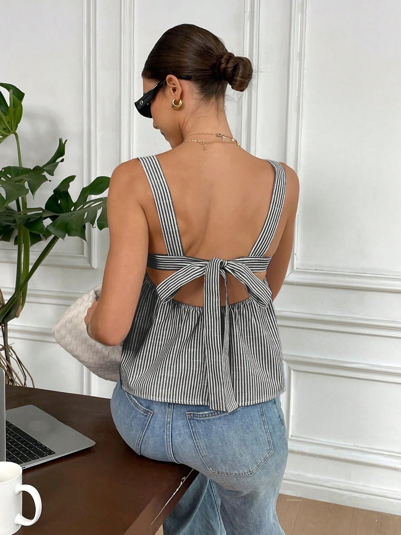 Floral Backless Tie-Up Cami