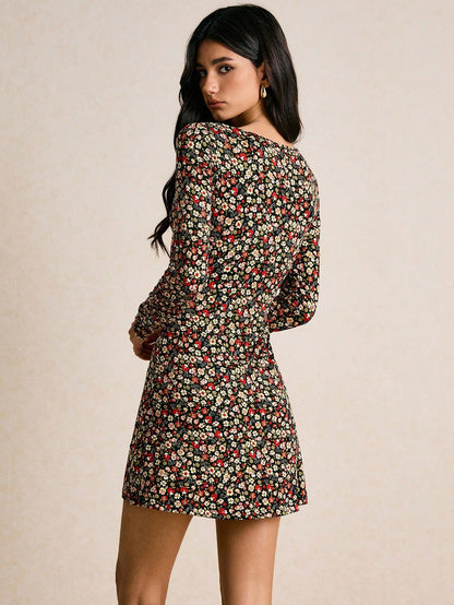 Vintage Floral V-Neck Mini Dress with Long Sleeves & Tie-Front | Boho Skater Fall Dress