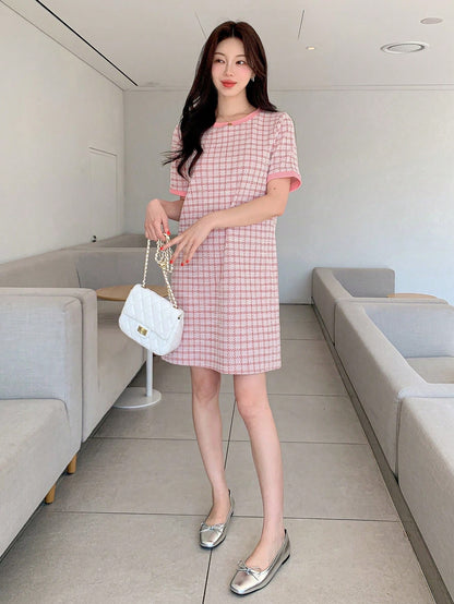 Plaid Round Neck Mini T-Shirt Dress with Short Sleeves | Casual Loose Fit Everyday Dress