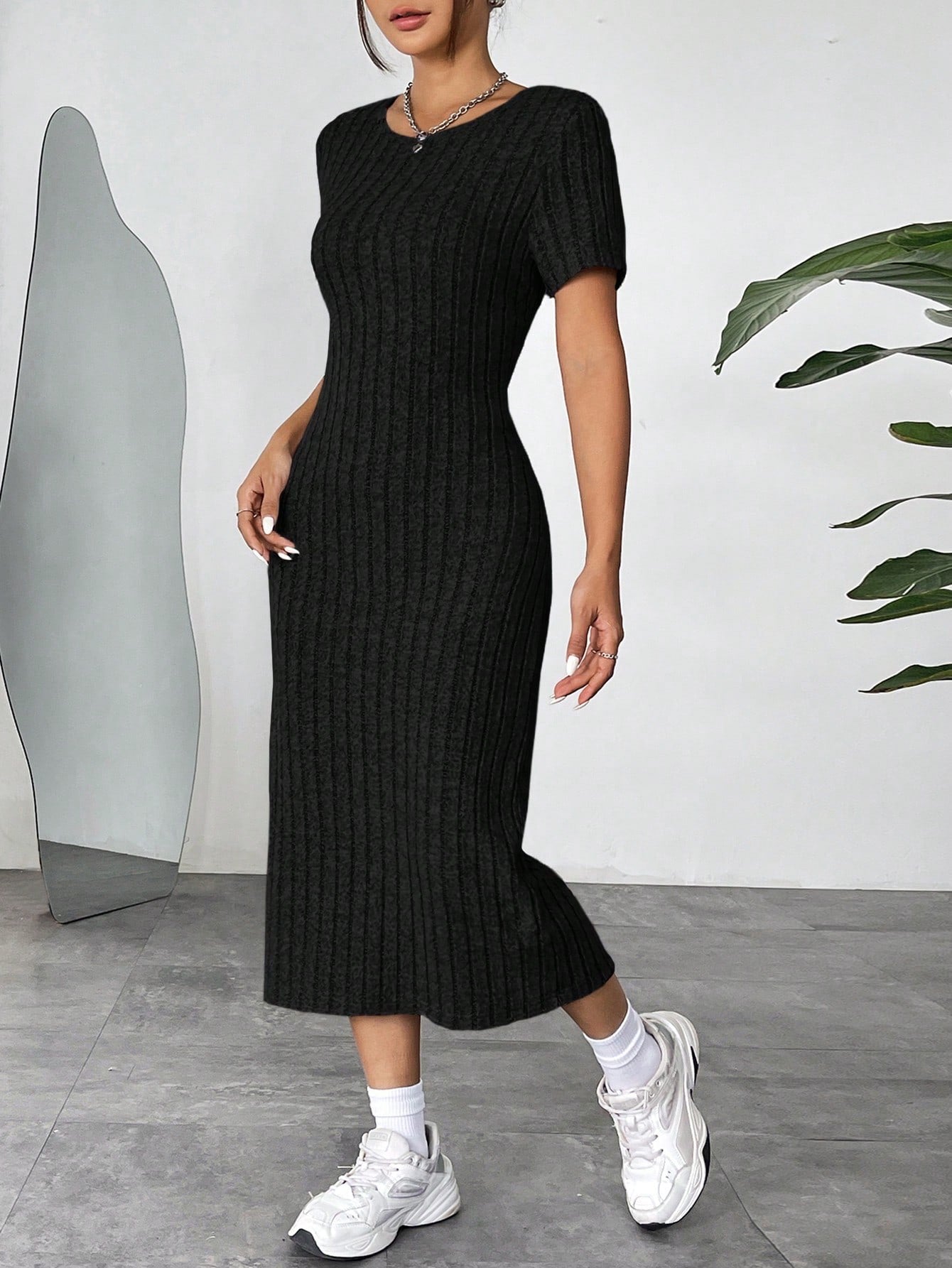 Ribbed Knit Bodycon Midi Dress | Round Neck Short Sleeve Casual Fitted Dress