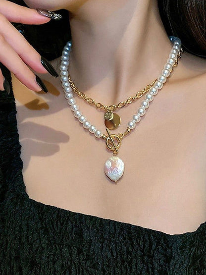 2pcs Faux Pearl & Charm Necklace Set