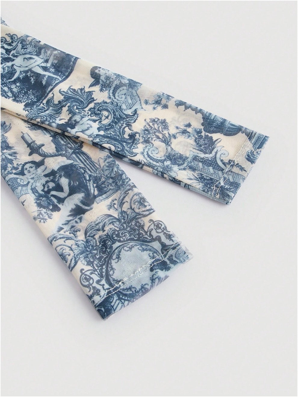 Landscape Print Curved Hem Crop Tee