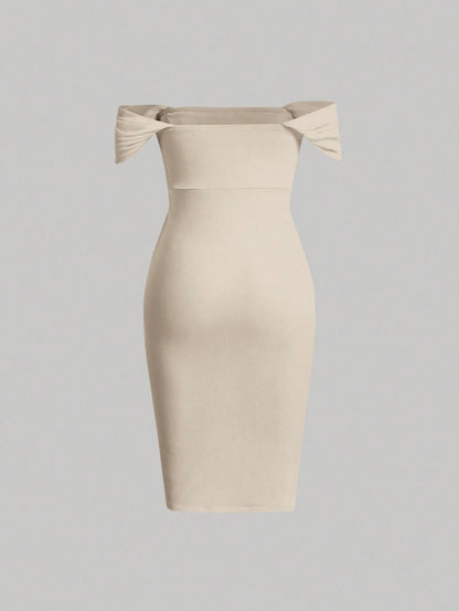 Elegant Off-Shoulder Ruched Bodycon Dress – Knee-Length, Draped Puff Sleeves, Slim Fit Partywear for Women