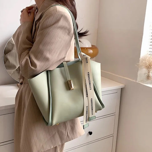 Shoulder Tote Bag with Cute Bow & Mini Pouch – Large Capacity Stylish Everyday Handbag