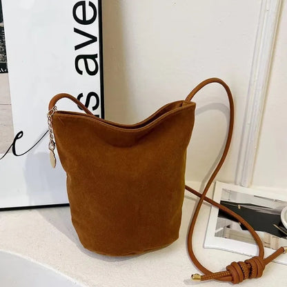 Bucket Shoulder Bag – Spacious Casual Handbag