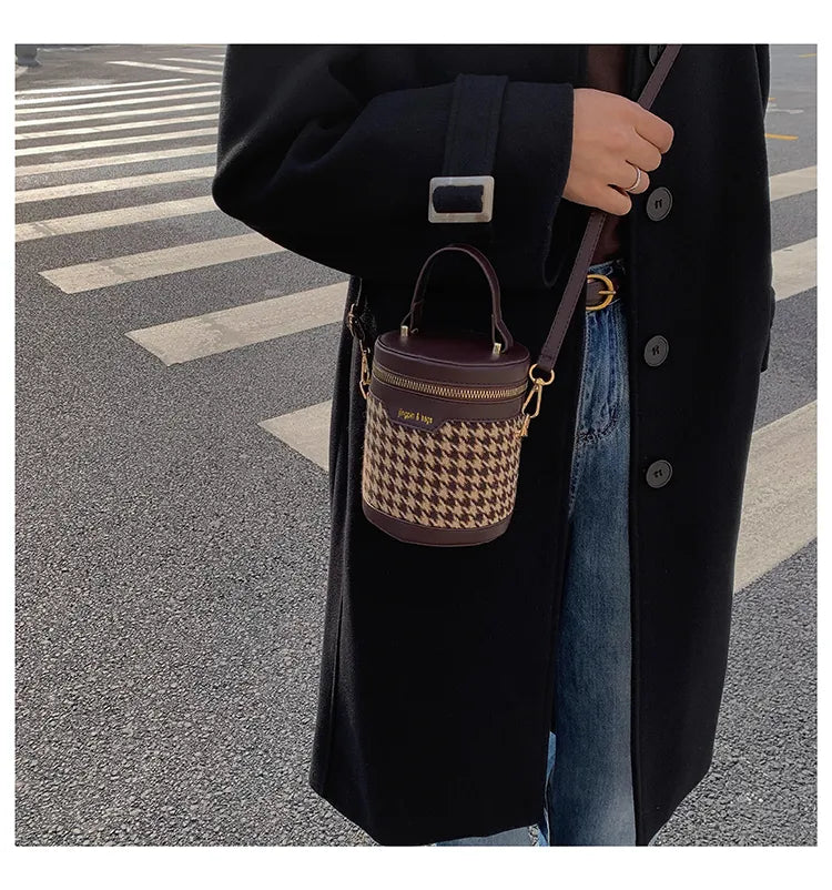 Women’s Small Bucket Crossbody Bag – PU Leather Houndstooth & Leopard Print Handbag, Trendy & Stylish