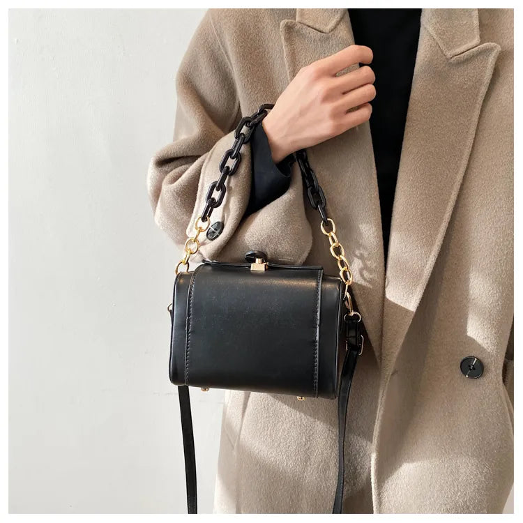 French Style Crossbody Bag – Small Chain Shoulder Bag, Elegant Square Design