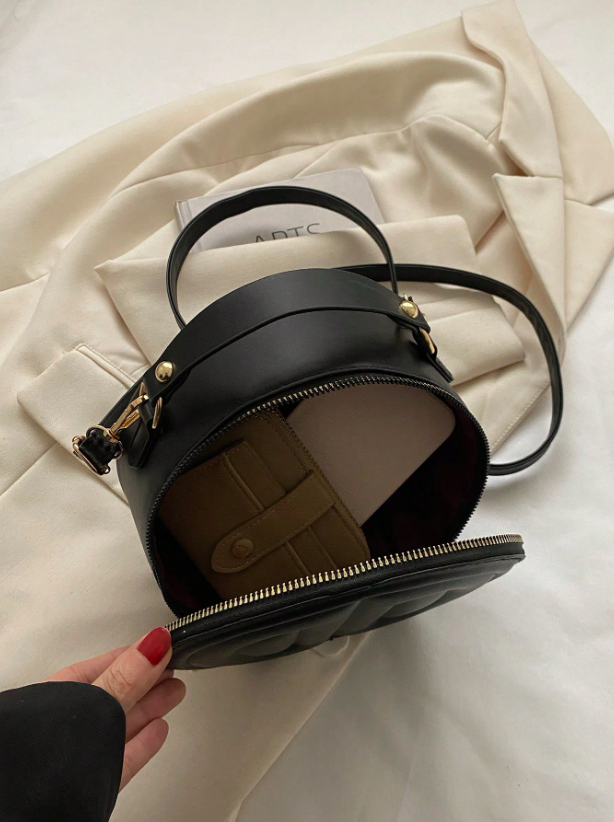 Mini Round Top Handle Crossbody Bag – Quilted PU Leather Circle Bag with Zipper, Black Casual Purse