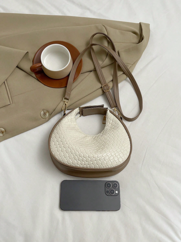 Crocodile Pattern Crescent Shoulder Bag – Minimalist PU Leather Hobo with Zipper | Elegant Small Bag for Daily Outfits