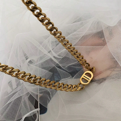 Bold Gold Thick Chain Necklace for Women – Hip-Hop Short Choker, Y2K Streetwear Style