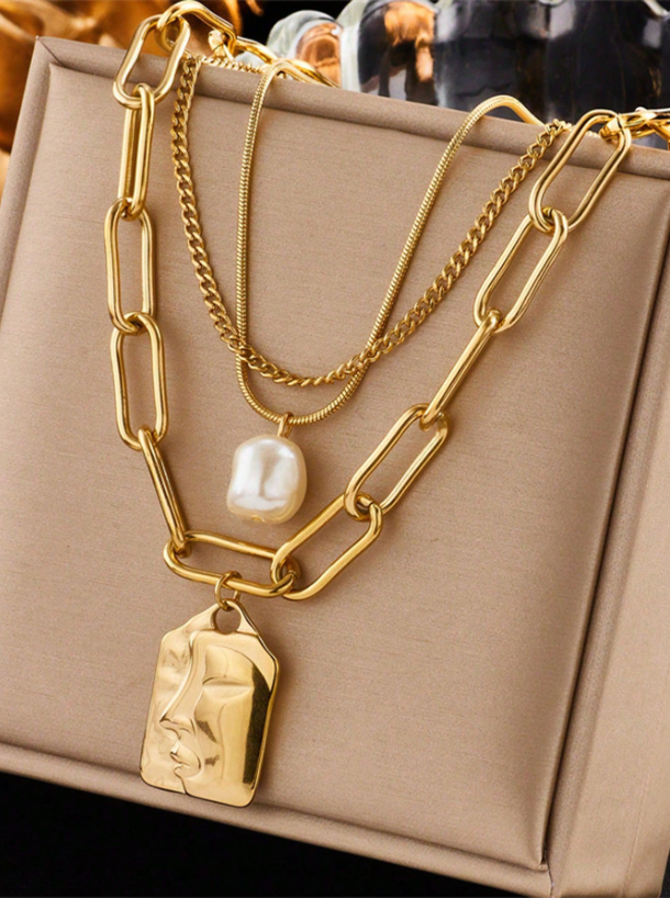 Three-Layer Vintage Face Pendant Necklace – Multi-Layered Stainless Steel Chain for Statement Party Looks