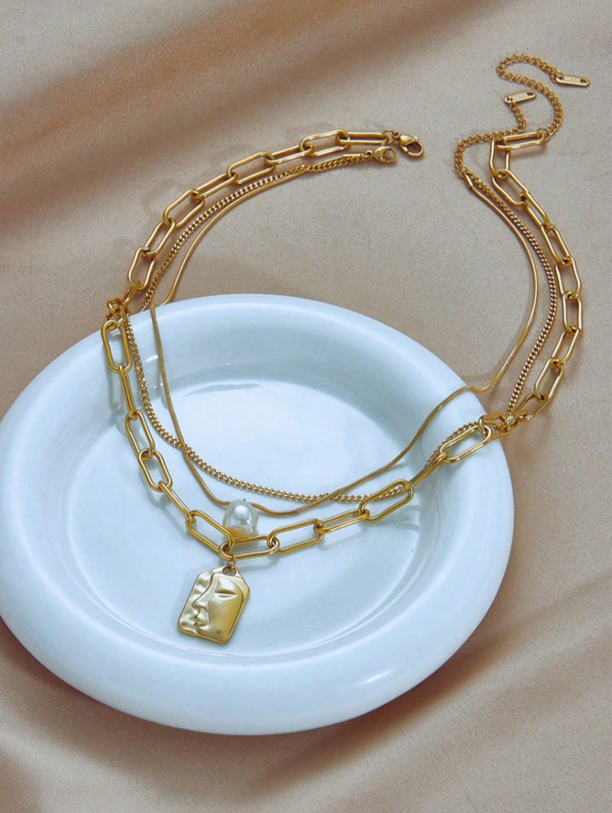 Three-Layer Vintage Face Pendant Necklace – Multi-Layered Stainless Steel Chain for Statement Party Looks