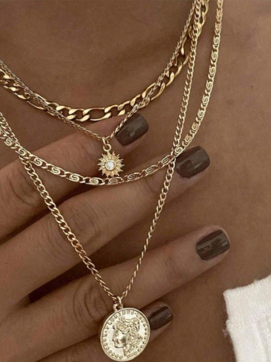 Edgy Punk-Inspired Multi-Layer Necklace for Women – Textured Metal & Rhinestone Chain