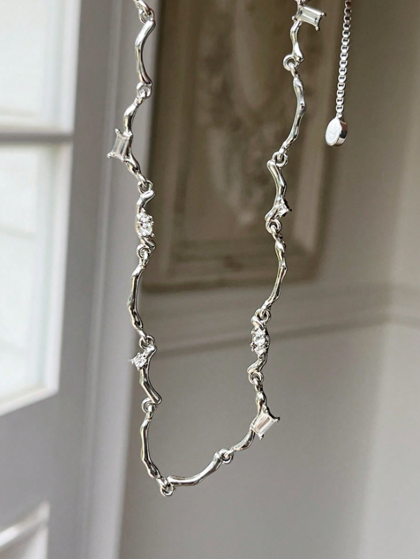 Elegant Rhinestone Choker Necklace for Women – Trendy Luxury Collar for Glam Looks