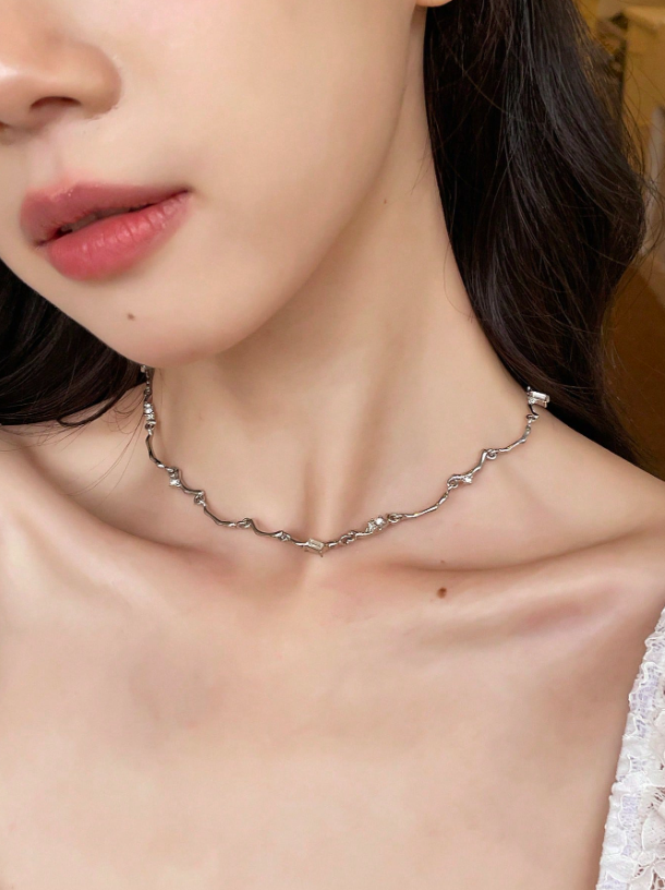 Elegant Rhinestone Choker Necklace for Women – Trendy Luxury Collar for Glam Looks