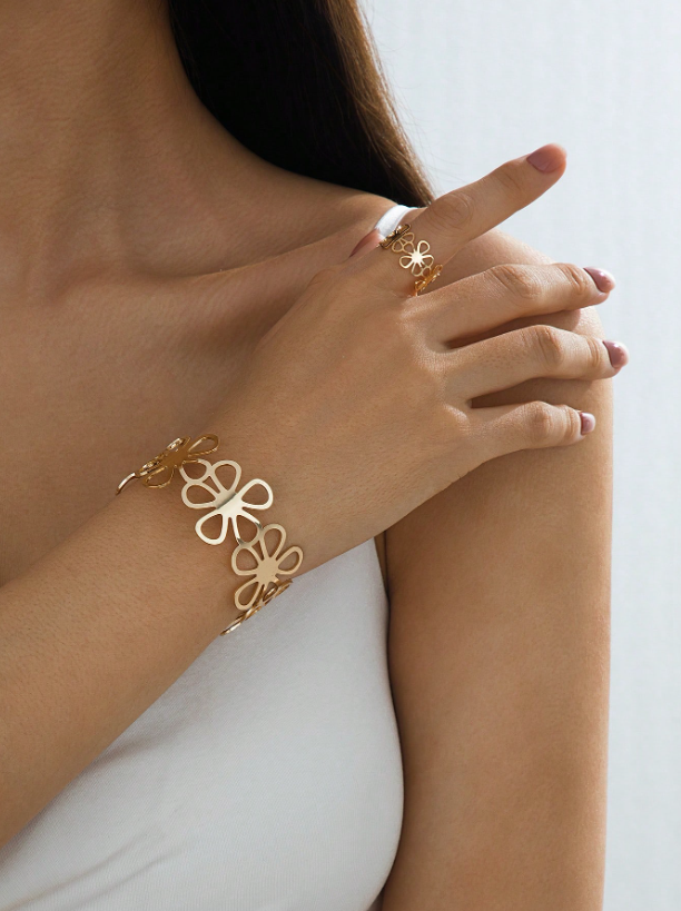 Minimalist Flower Bracelet & Ring Set