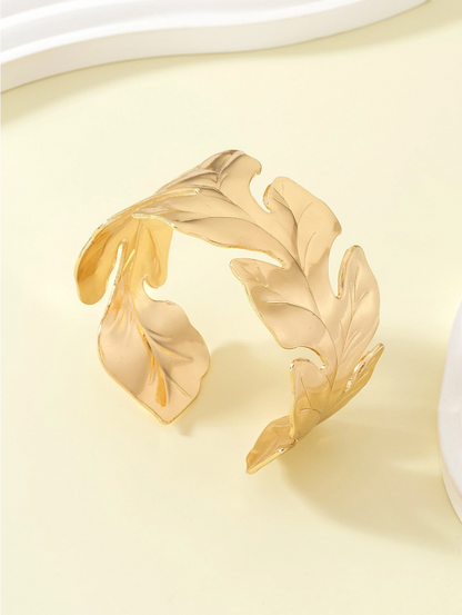 Bohemian Tree Leaf Metallic Bangle