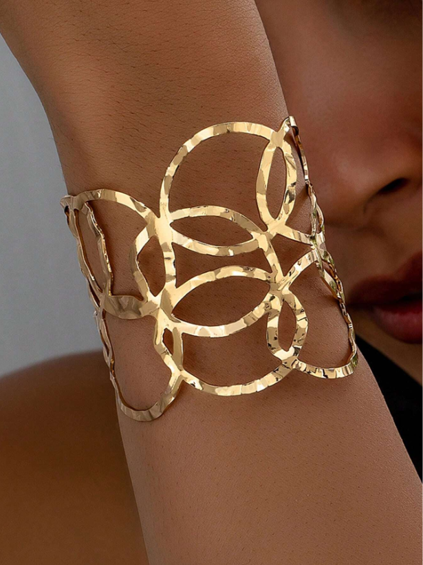 Minimalist Hammered Metal Open Cuff Bangle | Elegant Gold & Silver Textured Bracelet
