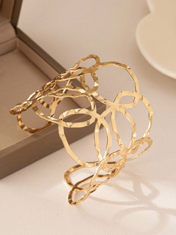 Minimalist Hammered Metal Open Cuff Bangle | Elegant Gold & Silver Textured Bracelet