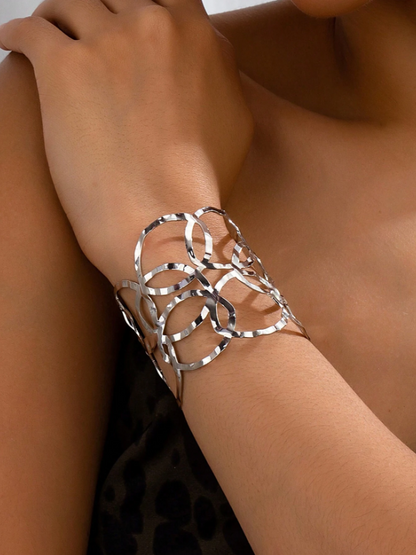 Minimalist Hammered Metal Open Cuff Bangle | Elegant Gold & Silver Textured Bracelet