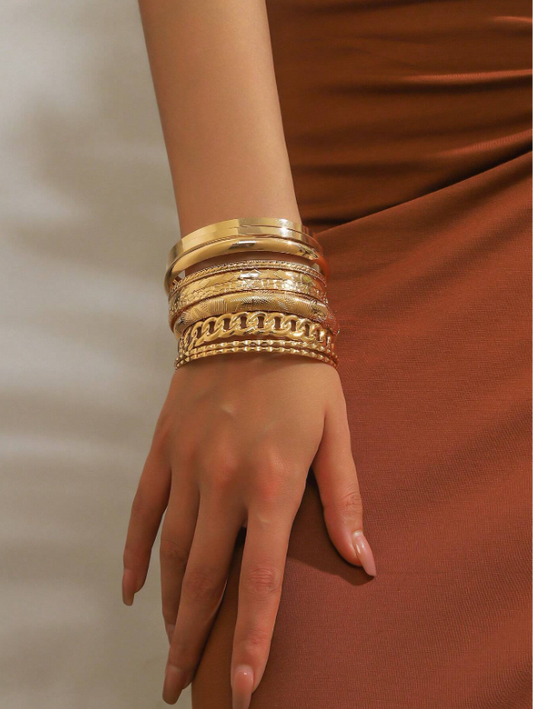 10pcs European & American Retro Gold Bracelet Set | Layered Chain & Stacked Bangles for Daily Wear