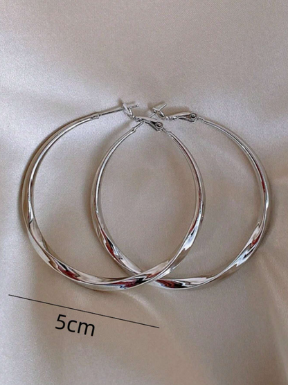 Classic Metal Circular Hoop Earrings | European & American Style Gold & Silver Hoops