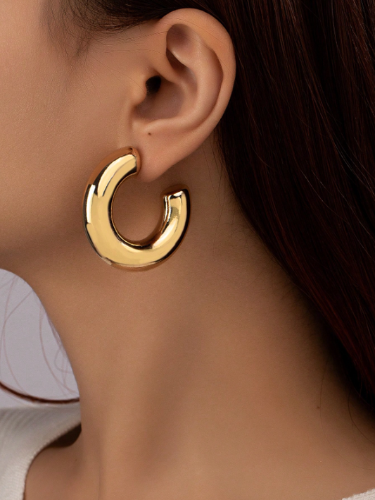 Minimalist Geometric Gold Hoop Earrings | Old Money Style Statement Hoops (4cm–5.4cm)