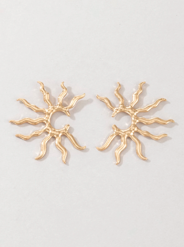Sun Design Stud Earrings | Minimalist Geometric Gold & Silver Studs for Daily Glam Style