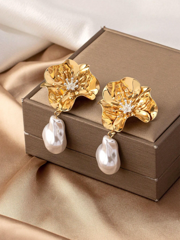 Geometric Flower-Shaped Faux Pearl Earrings | Elegant Daily & Glamorous Jewelry