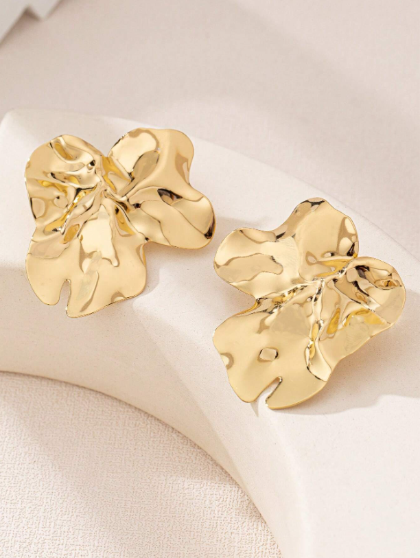 Geometric Chic Metal Stud Earrings – Trendy Asymmetrical Statement Jewelry