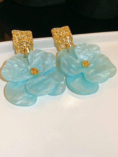 Metal & Acrylic Flower Stud Earrings for Women – Retro Elegant High-End Floral Jewelry, Vintage Fashion Statement