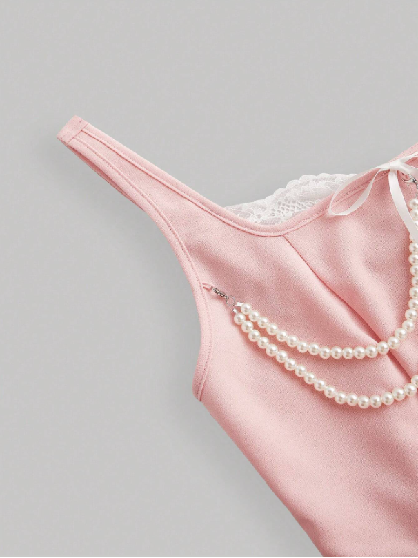 Retro Velvet Tank Top with Detachable Lace Collar & Bow – Elegant Party Camisole for Night Out or New Year Looks