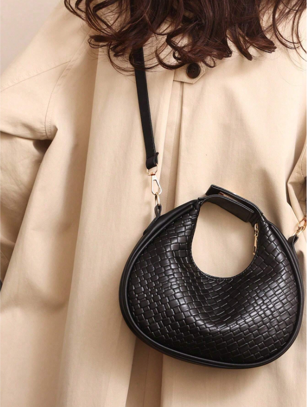 Crocodile Pattern Crescent Shoulder Bag – Minimalist PU Leather Hobo with Zipper | Elegant Small Bag for Daily Outfits