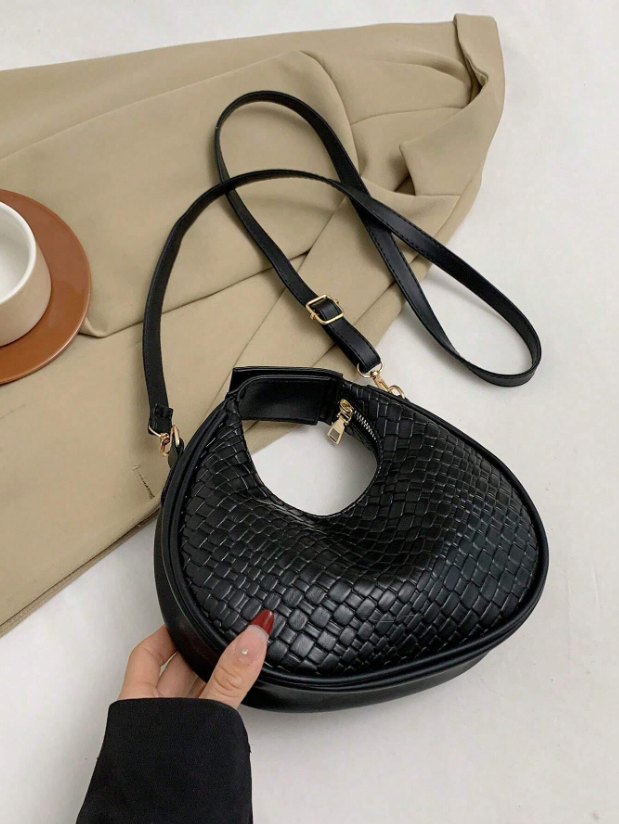 Crocodile Pattern Crescent Shoulder Bag – Minimalist PU Leather Hobo with Zipper | Elegant Small Bag for Daily Outfits