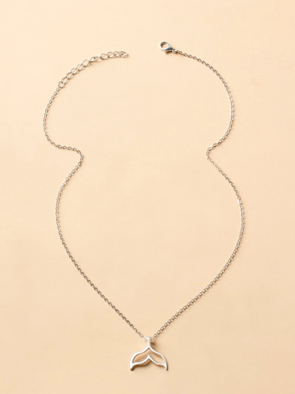 Minimalist Fish Tail Charm Necklace for Women – Elegant Zinc Alloy Pendant for Daily & Casual Looks