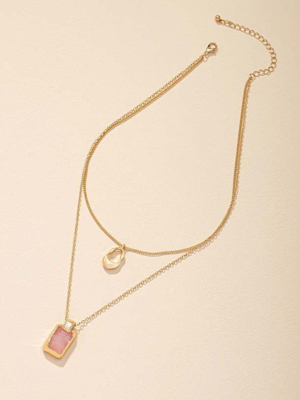 Layered Geometric Pendant Tag Necklace for Women – Trendy Multi-Layer Chain for Daily, Party & Casual Outfits