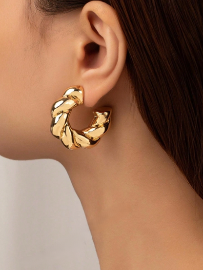 Retro Twisted C-Shaped Hoop Earrings | Bold Exaggerated Gold Statement Hoops