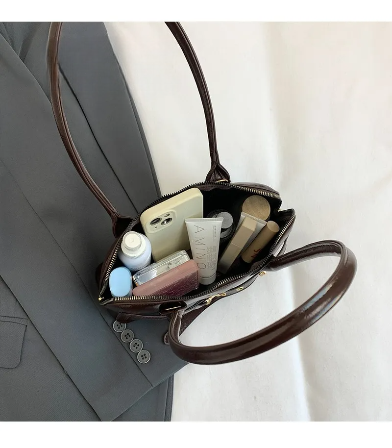 Retro PU Leather Shoulder Bag – Large Capacity Underarm Bowling Style Handbag