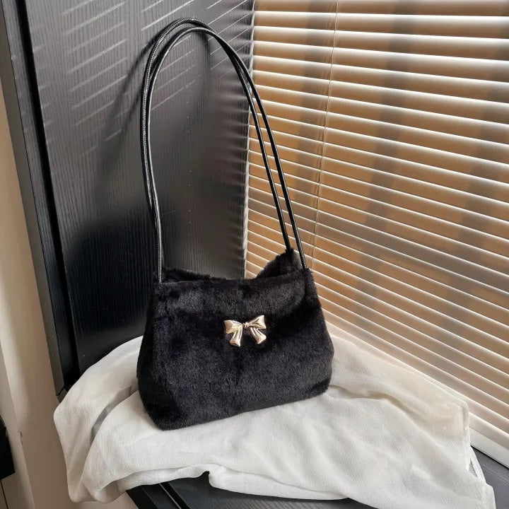 Plush Shoulder Bag – Soft, Stylish & Cute Casual Handbag for Every Outfit