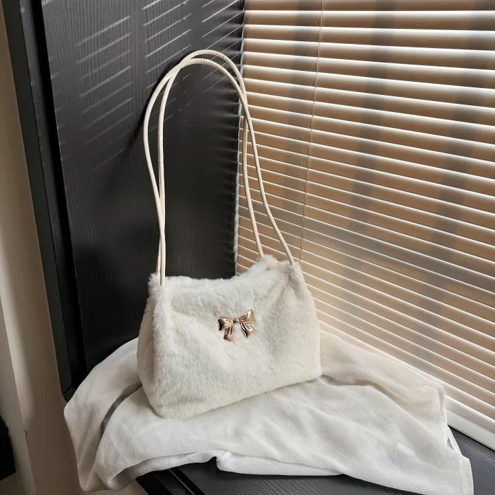 Plush Shoulder Bag – Soft, Stylish & Cute Casual Handbag for Every Outfit
