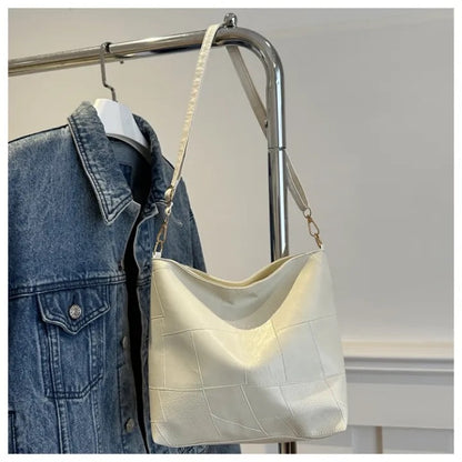 Compact, Stylish & Everyday-Ready Casual Shoulder Bag