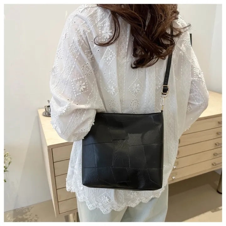 Compact, Stylish & Everyday-Ready Casual Shoulder Bag